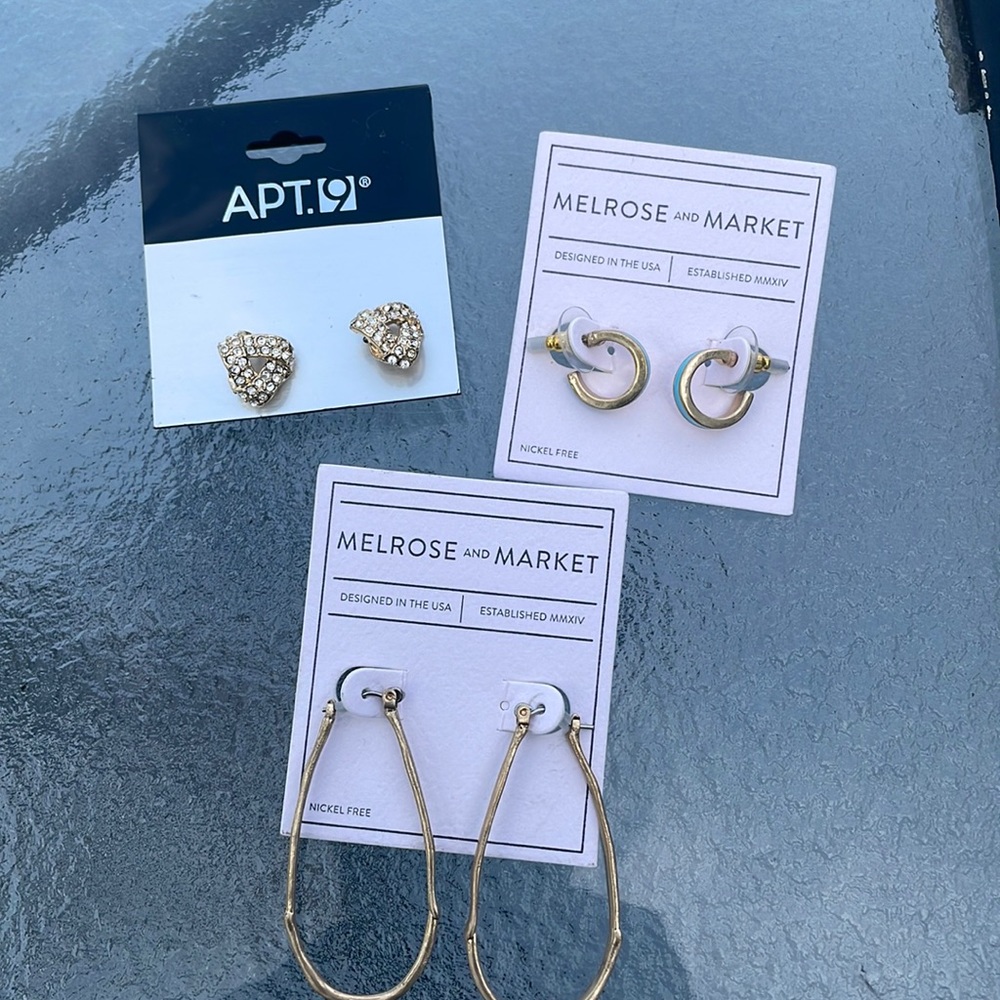NWT Earring Gold tone Bundle